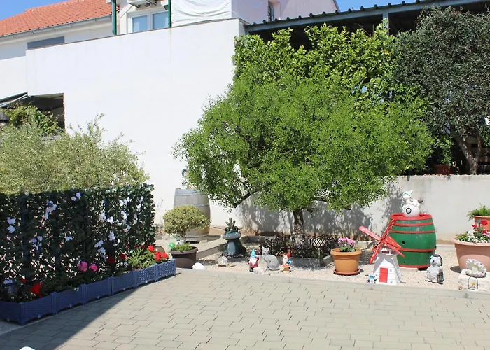 Buba * Tribunj (Sibenik-Knin)